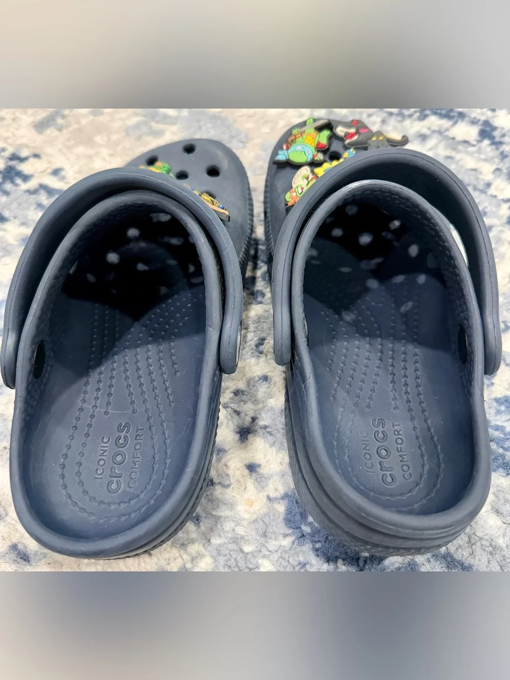 CROCS Little Kids Navy Blue Classic Clogs with Cartoon Jibbitz Charms Size 12